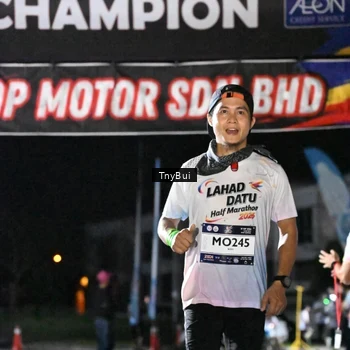 Runner Photo 7661427