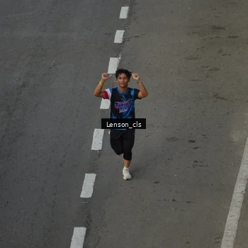 Runner Photo 7661433