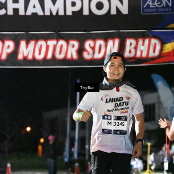 Runner Photo 7661438