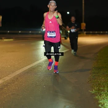 Runner Photo 7661450
