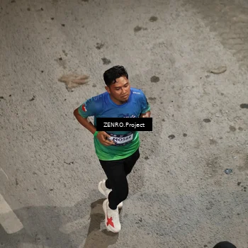 Runner Photo 7661454