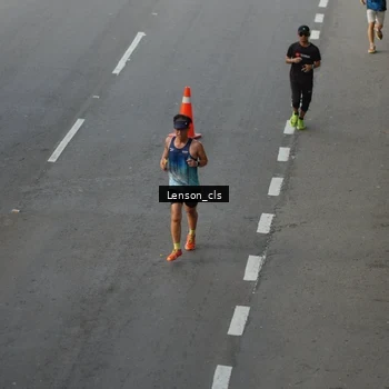 Runner Photo 7661474