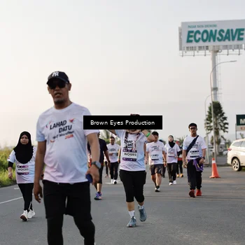 Runner Photo 7661475