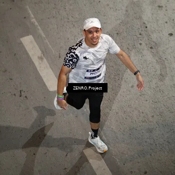 Runner Photo 7661494