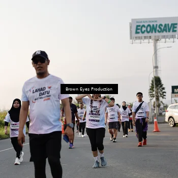 Runner Photo 7661496