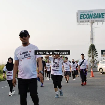 Runner Photo 7661497