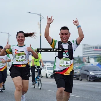 Runner Photo 7661512