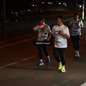 Runner Photo 7661529