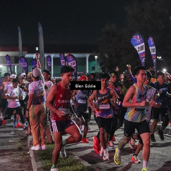 Runner Photo 7661539