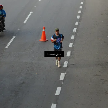 Runner Photo 7661545