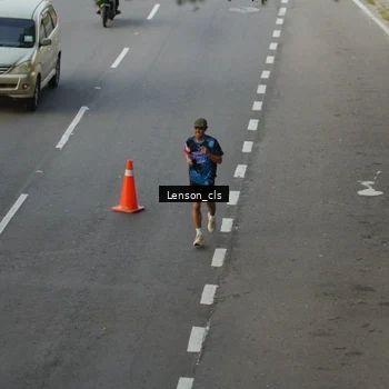 Runner Photo 7661547