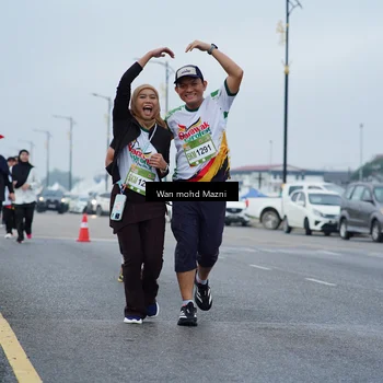 Runner Photo 7661549