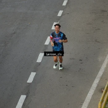 Runner Photo 7661550