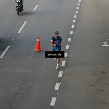 Runner Photo 7661551