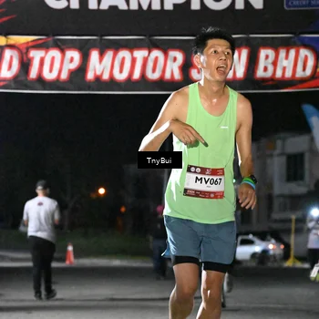 Runner Photo 7661556