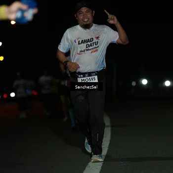 Runner Photo 7661561