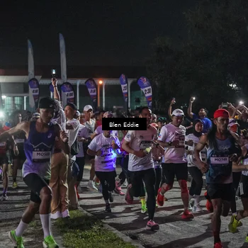 Runner Photo 7661566