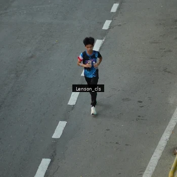 Runner Photo 7661569