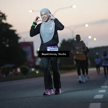 Runner Photo 7661570