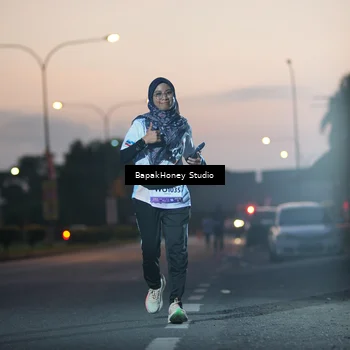 Runner Photo 7661573