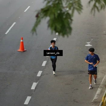 Runner Photo 7661576