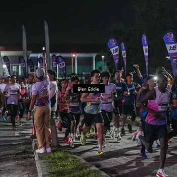 Runner Photo 7661605