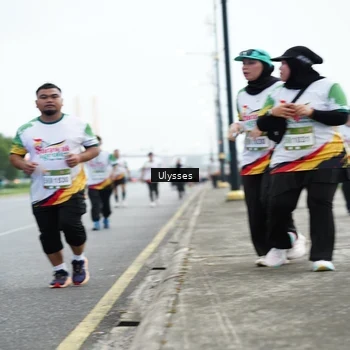 Runner Photo 7661608