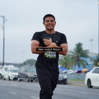 Runner Photo 7661610