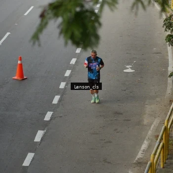Runner Photo 7661612