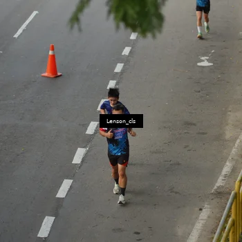 Runner Photo 7661614