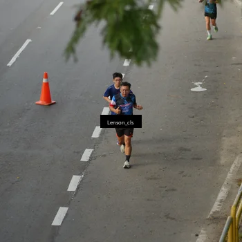 Runner Photo 7661615