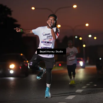 Runner Photo 7661626