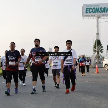 Runner Photo 7661632