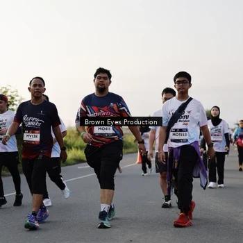 Runner Photo 7661650