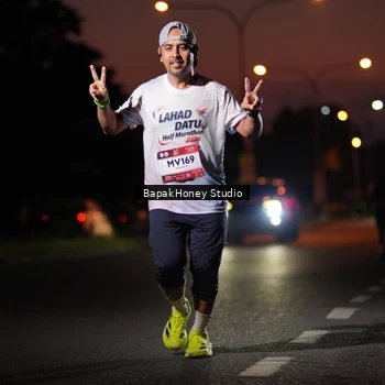 Runner Photo 7661657