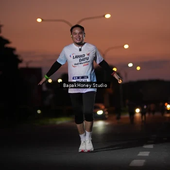 Runner Photo 7661662