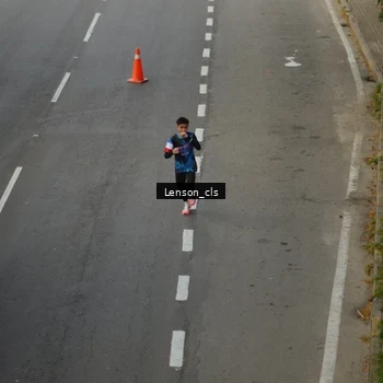 Runner Photo 7661683