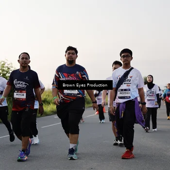 Runner Photo 7661687