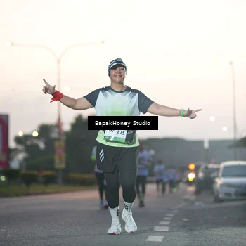 Runner Photo 7661694