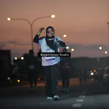 Runner Photo 7661704