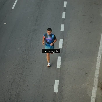Runner Photo 7661710