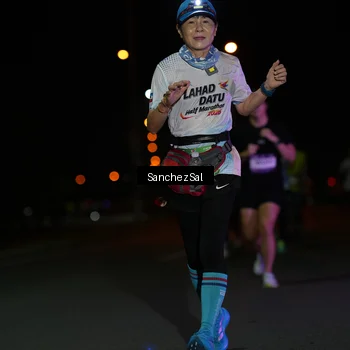 Runner Photo 7661725