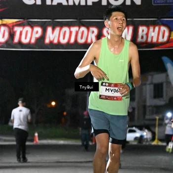 Runner Photo 7661744