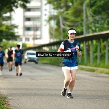 Runner Photo 7661748