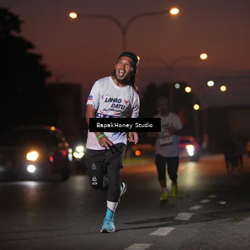 Runner Photo 7661752