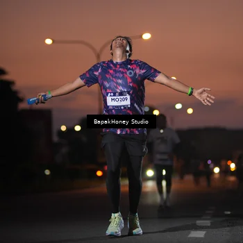 Runner Photo 7661778