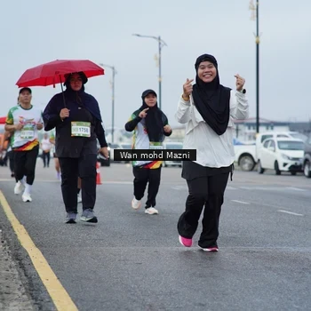 Runner Photo 7661779