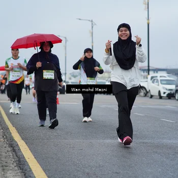 Runner Photo 7661789