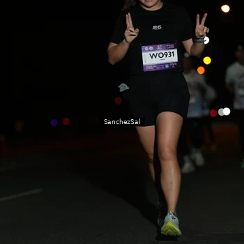 Runner Photo 7661810