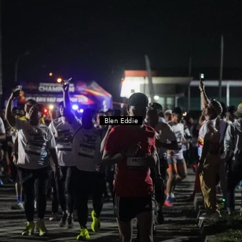 Runner Photo 7661818